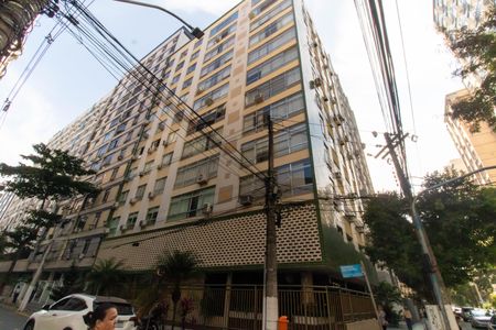 Apartamento à venda com 110m², 3 quartos e 1 vaga Apartamento à venda com 110m², 3 quartos e 1 vagaFachada