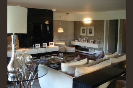 Apartamento à venda com 4 quartos, 246m² em Morumbi, São Paulo