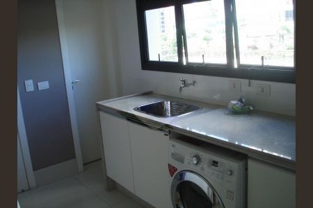Apartamento à venda com 246m², 4 quartos e 4 vagas