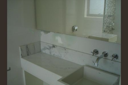 Apartamento à venda com 246m², 4 quartos e 4 vagas