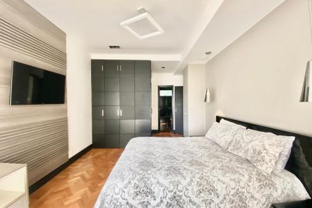 Apartamento à venda com 129m², 2 quartos e sem vagaVaranda suíte