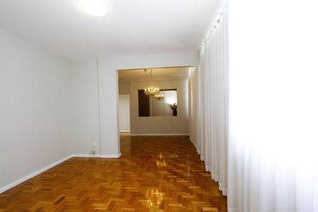 Apartamento à venda com 123m², 3 quartos e 2 vagasSala