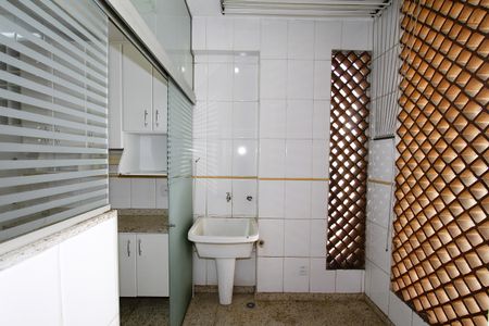 Apartamento à venda com 123m², 3 quartos e 2 vagasÁrea de Serviço