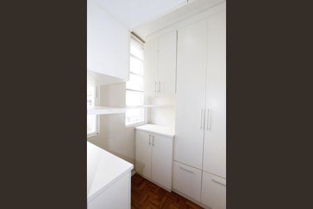 Apartamento à venda com 123m², 3 quartos e 2 vagasQuarto de Serviço