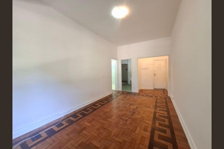 Apartamento para alugar com 80m², 2 quartos e sem vagaSala