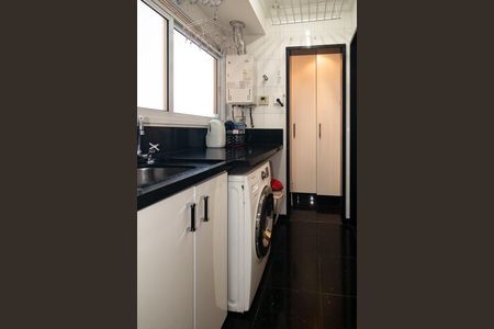 Apartamento à venda com 139m², 3 quartos e 2 vagas Apartamento à venda com 139m², 3 quartos e 2 vagasCozinha