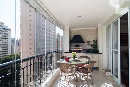 Apartamento à venda com 139m², 3 quartos e 2 vagas Apartamento à venda com 139m², 3 quartos e 2 vagasSacada/Sala