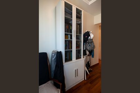 Apartamento à venda com 139m², 3 quartos e 2 vagas Apartamento à venda com 139m², 3 quartos e 2 vagasSuite 2