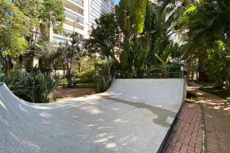 Apartamento à venda com 139m², 3 quartos e 2 vagas Apartamento à venda com 139m², 3 quartos e 2 vagasÁrea comum