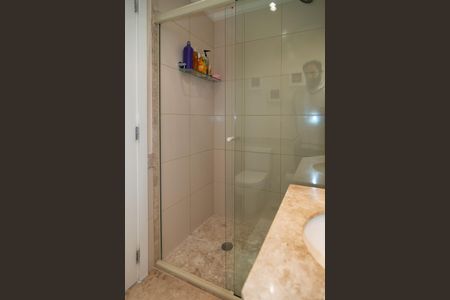 Apartamento à venda com 139m², 3 quartos e 2 vagas Apartamento à venda com 139m², 3 quartos e 2 vagasBanheiro/Suite 3