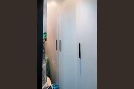 Apartamento à venda com 139m², 3 quartos e 2 vagas Apartamento à venda com 139m², 3 quartos e 2 vagasLavanderia