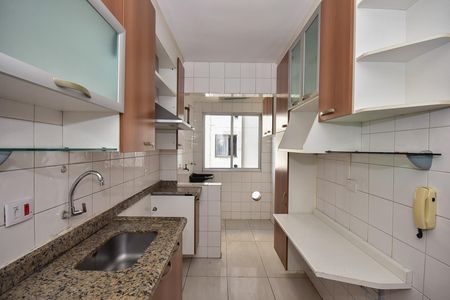 Apartamento à venda com 58m², 2 quartos e 1 vagaCozinha