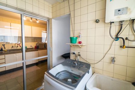 Apartamento para alugar com 115m², 3 quartos e 2 vagas Apartamento para alugar com 115m², 3 quartos e 2 vagasLavanderia