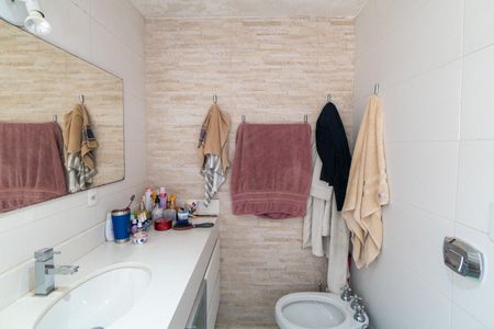 Apartamento para alugar com 115m², 3 quartos e 2 vagas Apartamento para alugar com 115m², 3 quartos e 2 vagasBanheiro da Suíte 1