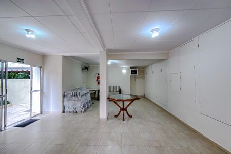 Apartamento à venda com 68m², 2 quartos e 1 vagaÁrea comum