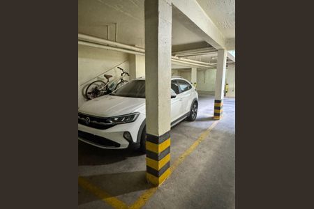 Apartamento à venda com 68m², 2 quartos e 1 vaga Apartamento à venda com 68m², 2 quartos e 1 vagaGaragem