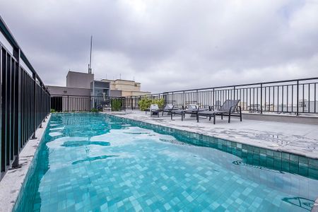 Studio à venda com 25m², 1 quarto e sem vagaPiscina