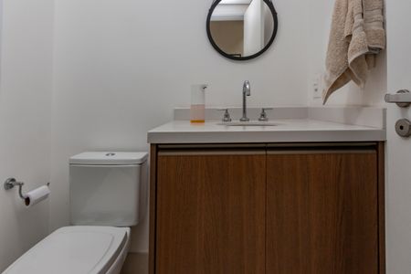 Apartamento à venda com 84m², 2 quartos e 2 vagas Apartamento à venda com 84m², 2 quartos e 2 vagasBanheiro