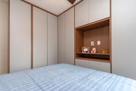 Apartamento à venda com 84m², 2 quartos e 2 vagas Apartamento à venda com 84m², 2 quartos e 2 vagasSuíte