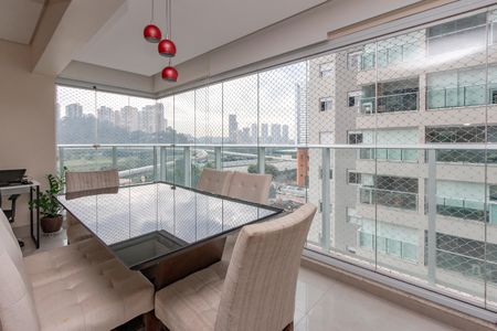 Apartamento à venda com 84m², 2 quartos e 2 vagas Apartamento à venda com 84m², 2 quartos e 2 vagasVaranda da Sala