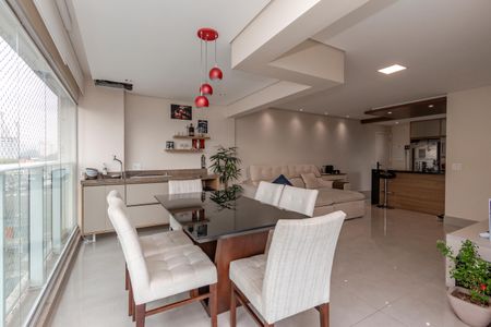 Apartamento à venda com 84m², 2 quartos e 2 vagas Apartamento à venda com 84m², 2 quartos e 2 vagasVaranda da Sala