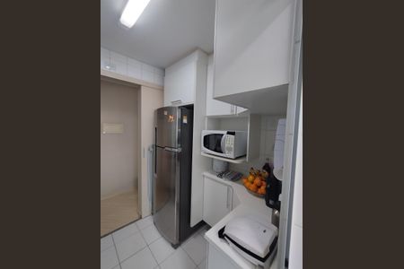 Apartamento para alugar com 50m², 2 quartos e 2 vagas Apartamento para alugar com 50m², 2 quartos e 2 vagasCozinha