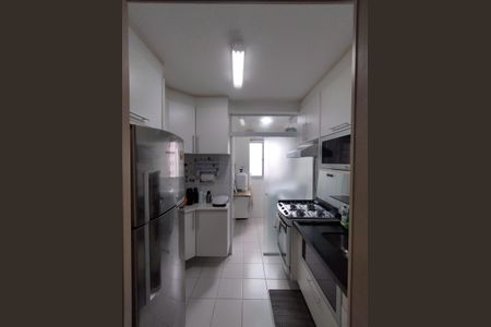 Apartamento para alugar com 50m², 2 quartos e 2 vagas Apartamento para alugar com 50m², 2 quartos e 2 vagasCozinha