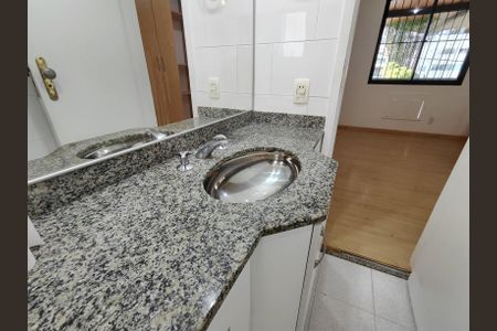 Apartamento à venda com 97m², 3 quartos e 1 vagaBanheiro da Suíte