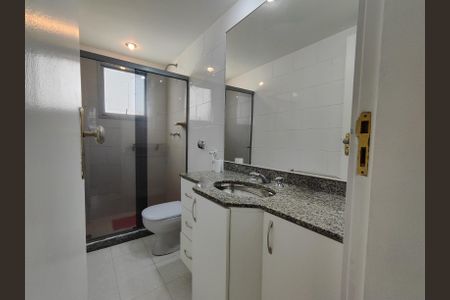 Apartamento à venda com 97m², 3 quartos e 1 vagaBanheiro da Suíte