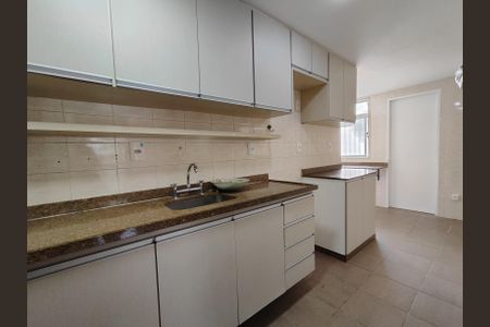 Apartamento à venda com 97m², 3 quartos e 1 vagaCozinha