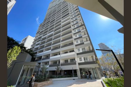 Apartamento à venda com 33m², 1 quarto e 1 vaga Apartamento à venda com 33m², 1 quarto e 1 vagaFachada do bloco