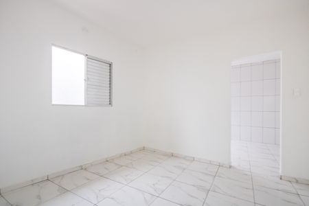 Sala/Quarto de casa para alugar com 1 quarto, 55m² em Santo Antônio, Osasco