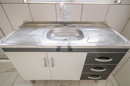 Cozinha de casa para alugar com 1 quarto, 55m² em Santo Antônio, Osasco