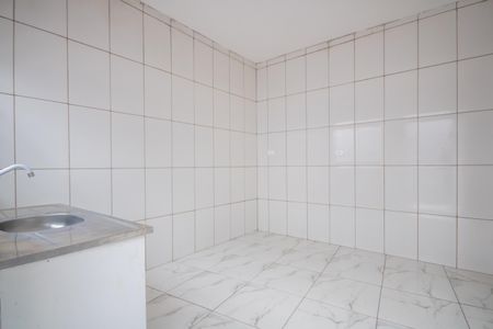 Cozinha de casa para alugar com 1 quarto, 55m² em Santo Antônio, Osasco