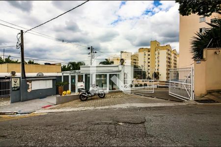 Apartamento à venda com 60m², 3 quartos e 1 vaga Apartamento à venda com 60m², 3 quartos e 1 vagaFachada