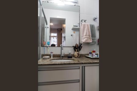 Apartamento à venda com 100m², 3 quartos e 2 vagas Apartamento à venda com 100m², 3 quartos e 2 vagasBanheiro da Suíte