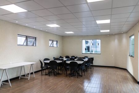 Apartamento à venda com 100m², 3 quartos e 2 vagas Apartamento à venda com 100m², 3 quartos e 2 vagasÁrea comum - Salão de festas