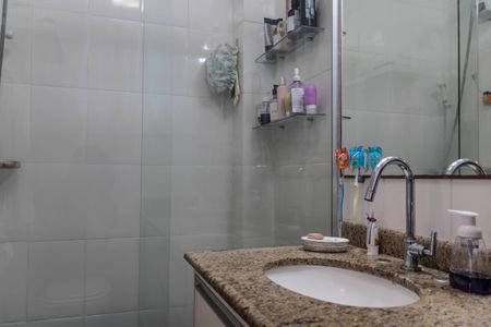 Apartamento à venda com 100m², 3 quartos e 2 vagas Apartamento à venda com 100m², 3 quartos e 2 vagasBanheiro da Suíte