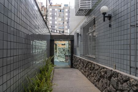 Apartamento à venda com 100m², 3 quartos e 2 vagas Apartamento à venda com 100m², 3 quartos e 2 vagasEntrada