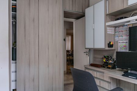 Apartamento à venda com 100m², 3 quartos e 2 vagas Apartamento à venda com 100m², 3 quartos e 2 vagasQuarto 2