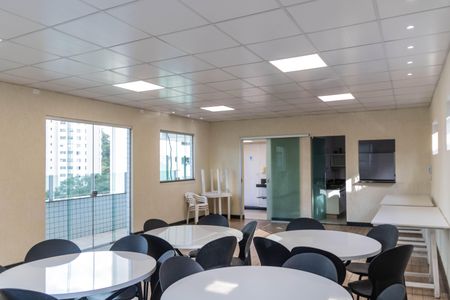 Apartamento à venda com 100m², 3 quartos e 2 vagas Apartamento à venda com 100m², 3 quartos e 2 vagasÁrea comum - Salão de festas