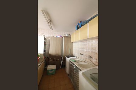 Casa à venda com 370m², 3 quartos e 8 vagasÁrea de Serviço