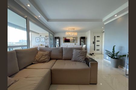 Apartamento à venda com 134m², 4 quartos e 2 vagas Apartamento à venda com 134m², 4 quartos e 2 vagasSala