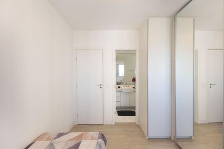 Apartamento à venda com 86m², 3 quartos e 2 vagas Apartamento à venda com 86m², 3 quartos e 2 vagasSuíte 1