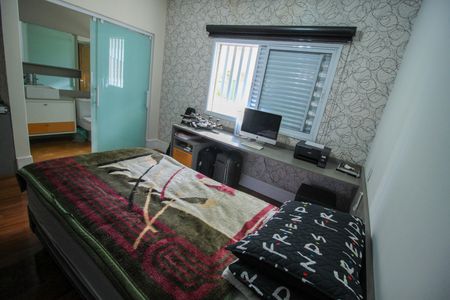 Casa à venda com 287m², 4 quartos e 4 vagas Casa à venda com 287m², 4 quartos e 4 vagasSuíte 3