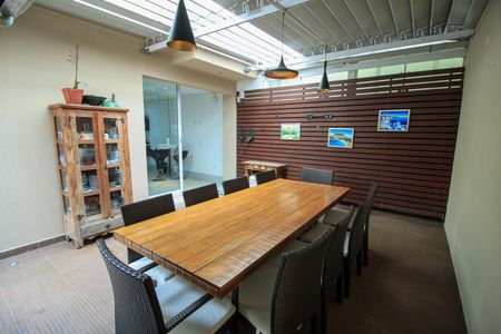 Casa à venda com 287m², 4 quartos e 4 vagas Casa à venda com 287m², 4 quartos e 4 vagasÁrea Gourmet