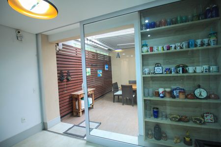 Casa à venda com 287m², 4 quartos e 4 vagas Casa à venda com 287m², 4 quartos e 4 vagasÁrea Gourmet