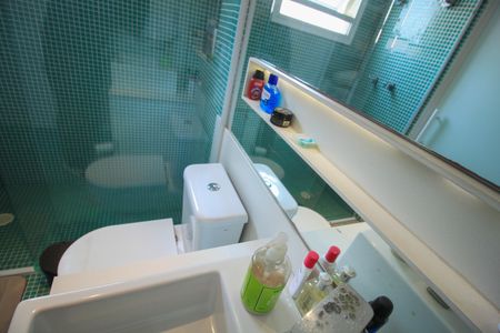 Casa à venda com 287m², 4 quartos e 4 vagas Casa à venda com 287m², 4 quartos e 4 vagasBanheiro da Suíte 2