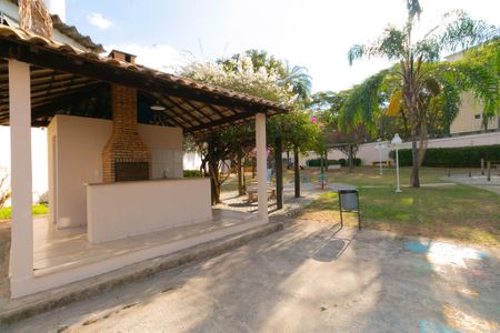 Apartamento à venda com 100m², 2 quartos e 1 vagaÁrea comum