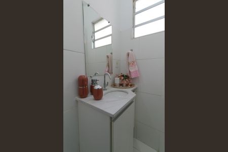 Apartamento à venda com 100m², 2 quartos e 1 vagaBanheiro do escritório 